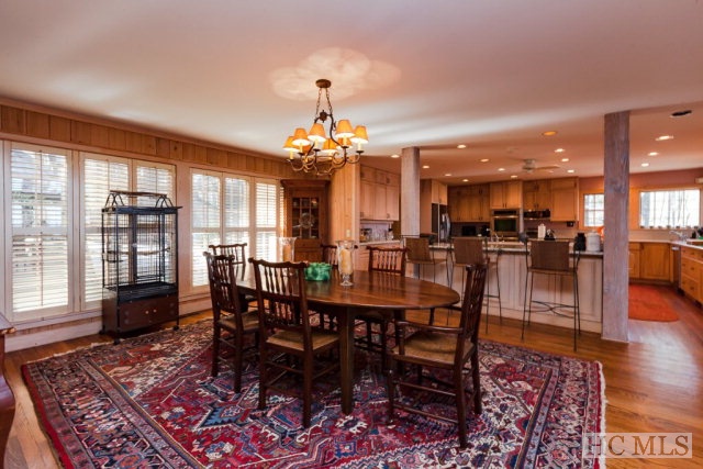 105 Old Cove Road, Highlands, NC 28741