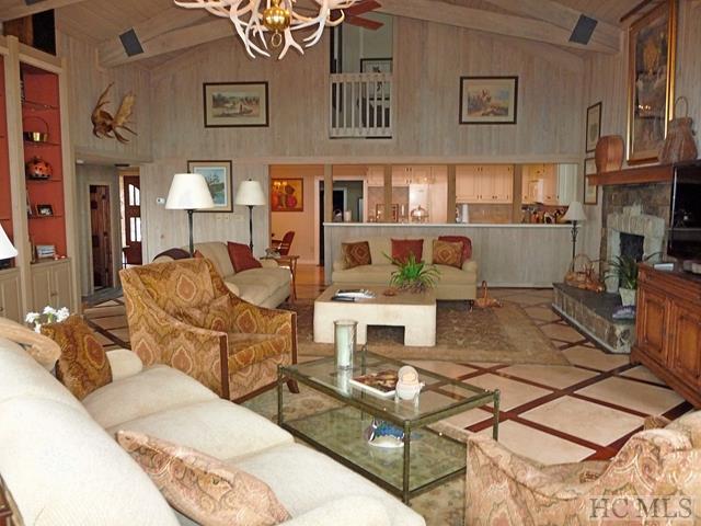 1210 Whiteside Mountain Road, Highlands, NC 28741