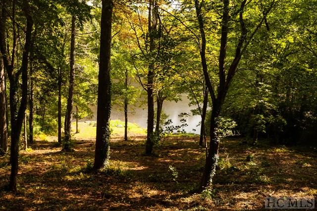 933 Arnold Road, Highlands, NC 28741