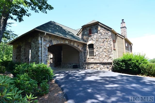 668 Old Wagon Trail, Highlands, NC 28741