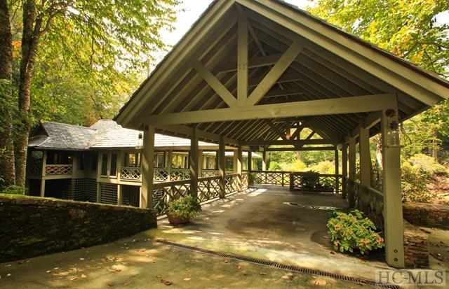 1840 N 4th Street, Highlands, NC 28741