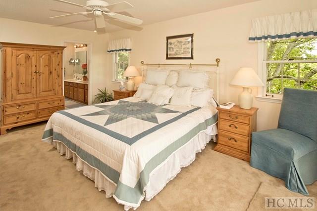 174 Zermatt Circle, Highlands, NC 28741