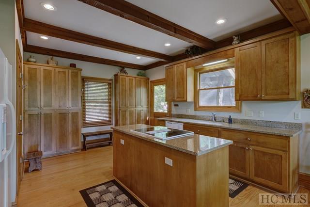 400 View Point Road, Highlands, NC 28741