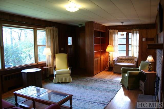 288/292 Franklin Road, Highlands, NC 28741