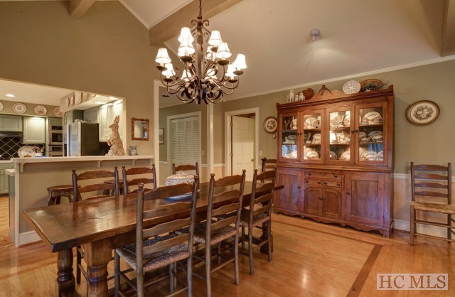 451 Spruce Lane, Highlands, NC 28741