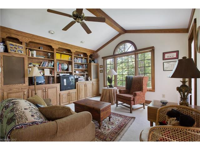 191 Hillview Drive, Lake Lure, NC 28746
