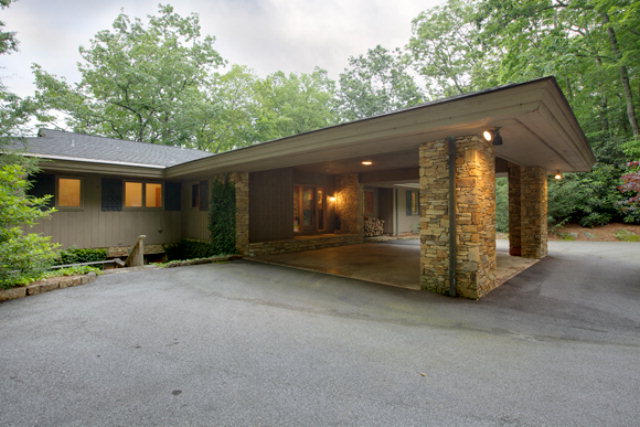 3668 West Club Blvd, Lake Toxaway, NC 28747