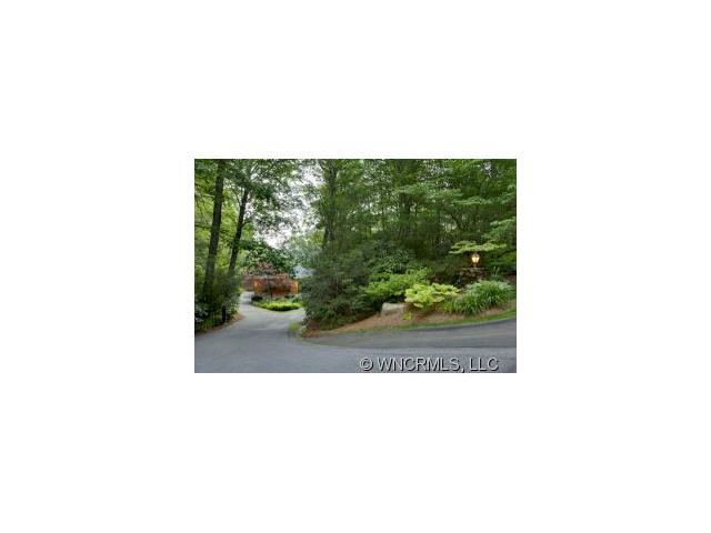 3668 West Club Boulevard, Lake Toxaway, NC 28747