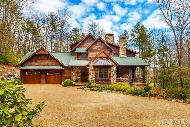 882 Fairway Drive, Lake Toxaway, NC 28747