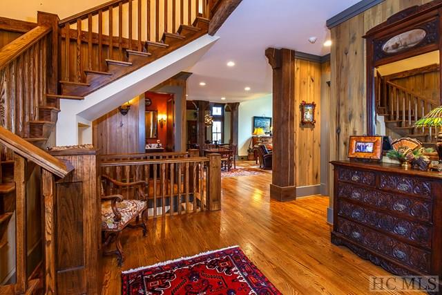 882 Fairway Drive, Lake Toxaway, NC 28747