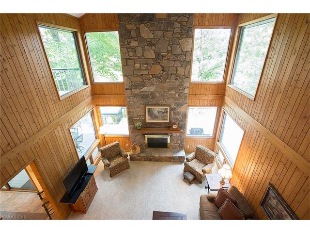 271 Club Boulevard, Lake Toxaway, NC 28747