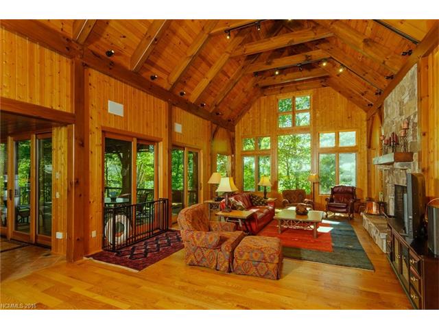 66 Cardinal Drive, Lake Toxaway, NC 28747
