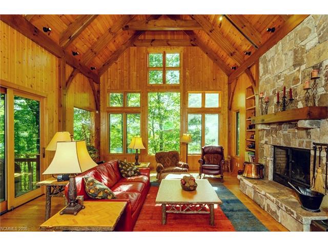 66 Cardinal Drive, Lake Toxaway, NC 28747