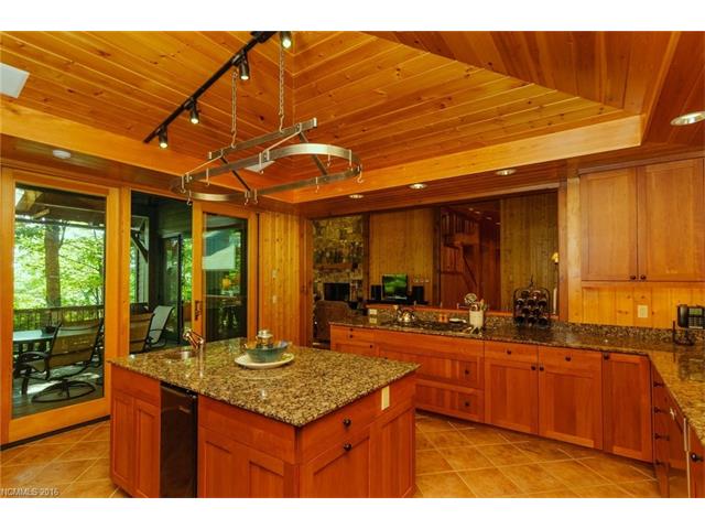 66 Cardinal Drive, Lake Toxaway, NC 28747
