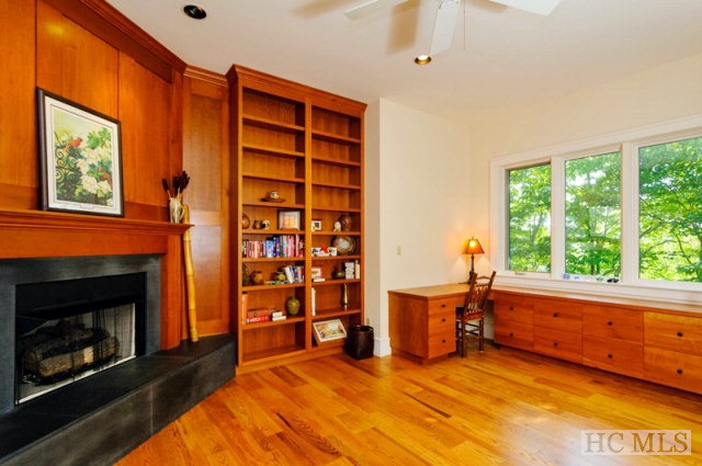 66 Cardinal Drive West, Lake Toxaway, NC 28747