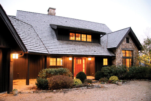 1035 Toxaway Drive, Lake Toxaway, NC 28747