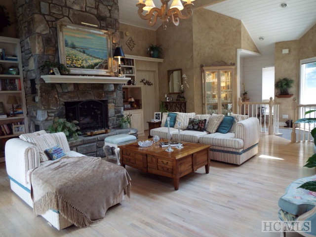19 S East Shore Drive, Lake Toxaway, NC 28747