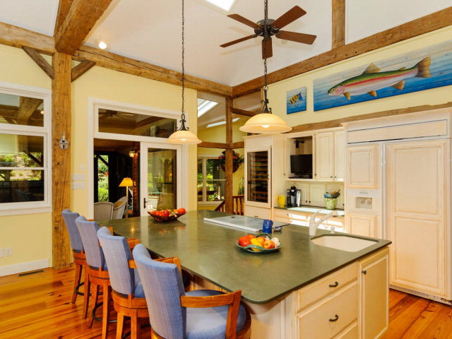 233 Cardinal Trace, Lake Toxaway, NC 28747