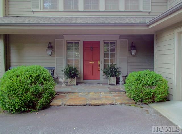 50 Clearwater Point, Lake Toxaway, NC 28747