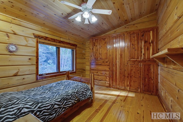 Lake Toxaway, NC 28747