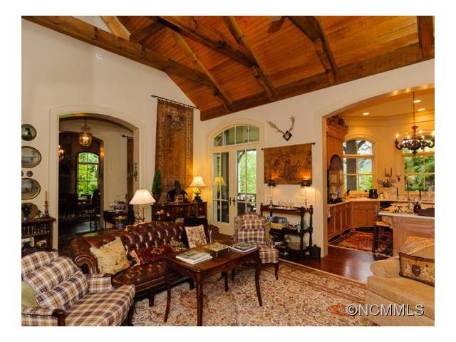 53 S East Shores, Lake Toxaway, NC 28747