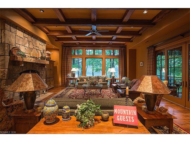 151 Cardinal Drive, Lake Toxaway, NC 28747