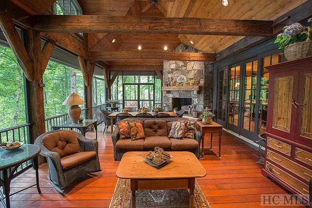 151 Cardinal Drive East, Lake Toxaway, NC 28747