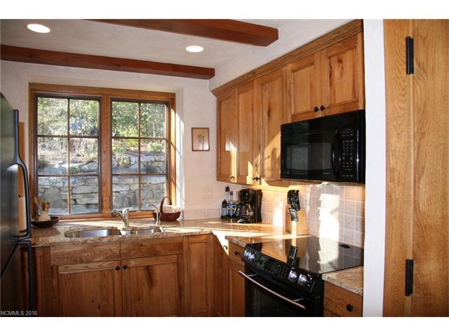 1033 & 1035 Toxaway Drive, Lake Toxaway, NC 28747