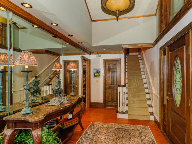 907 North Club Blvd, Lake Toxaway, NC 28747