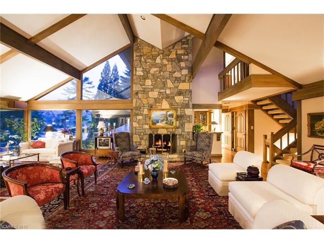 163 S East Shore Drive, Lake Toxaway, NC 28747