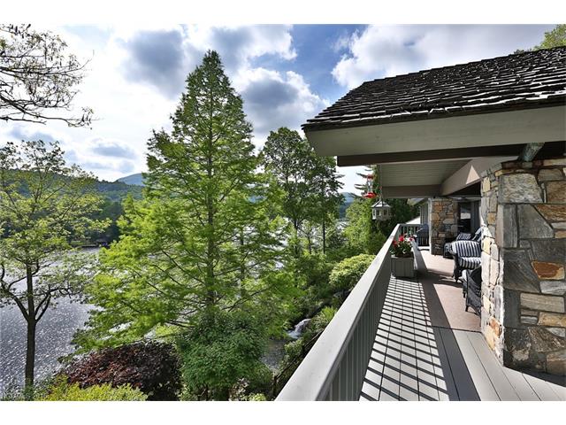 163 S East Shore Drive, Lake Toxaway, NC 28747