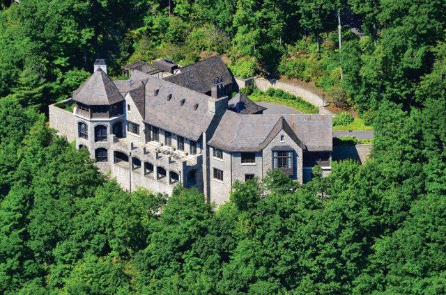 1164 Toxaway Drive, Lake Toxaway, NC 28747