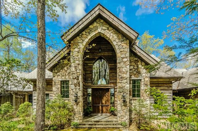 673 Panthertown Road, Lake Toxaway, NC 28747