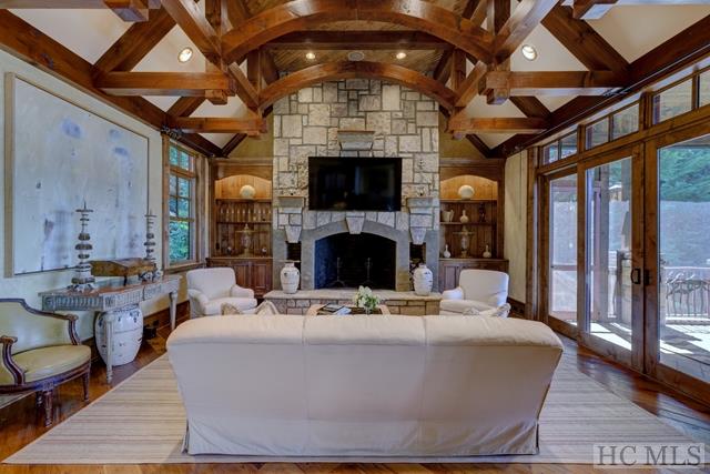 41 Chimney Point, Lake Toxaway, NC 28747