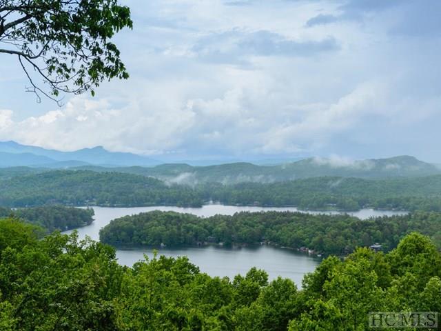 143 Lakeside Trail, Lake Toxaway, NC 28747