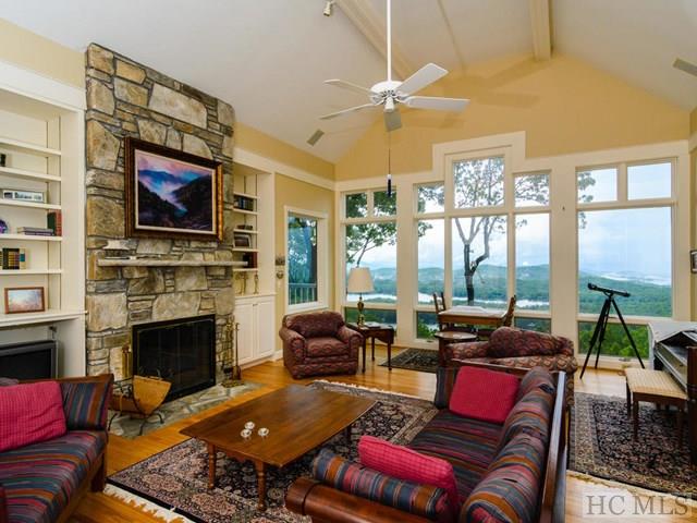 143 Lakeside Trail, Lake Toxaway, NC 28747