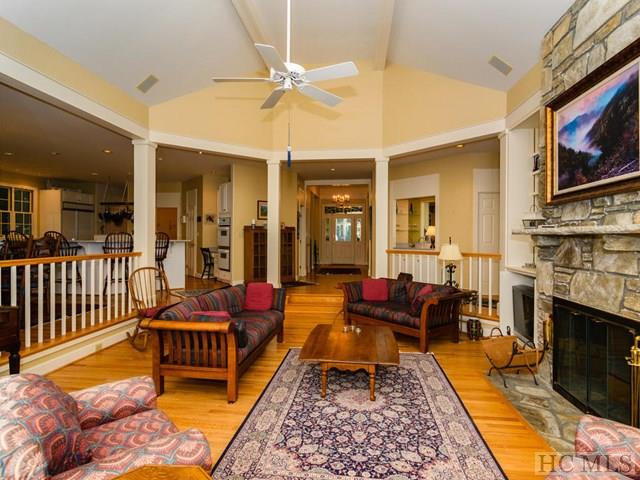 143 Lakeside Trail, Lake Toxaway, NC 28747