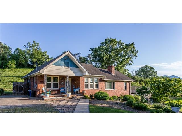 74Gibbs Rd, Leicester, NC 28748