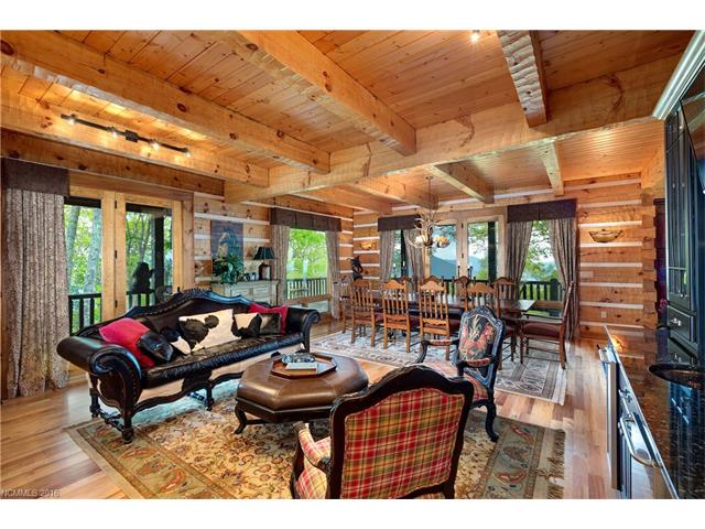 71 Unula Loop, Maggie Valley, NC 28751