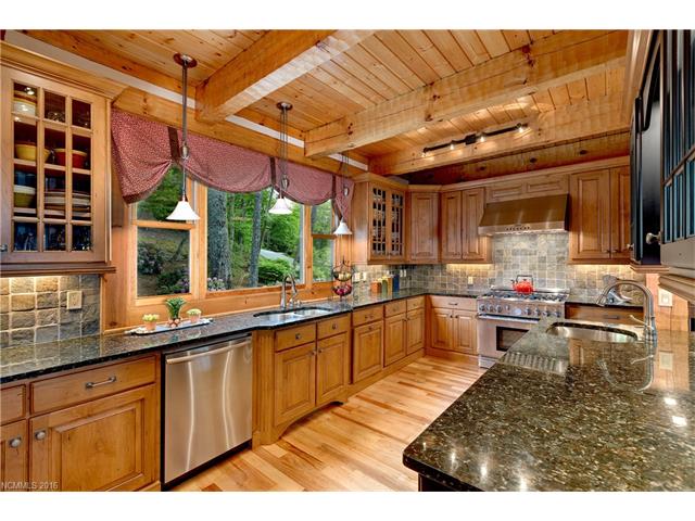71 Unula Loop, Maggie Valley, NC 28751