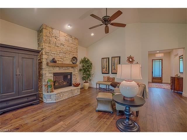 5 Plateau Drive, Maggie Valley, NC 28751
