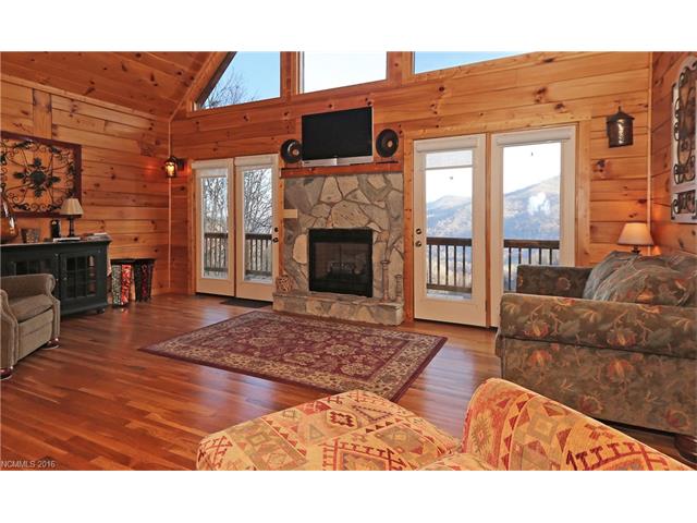 305 Paso Fino Drive, Maggie Valley, NC 28751