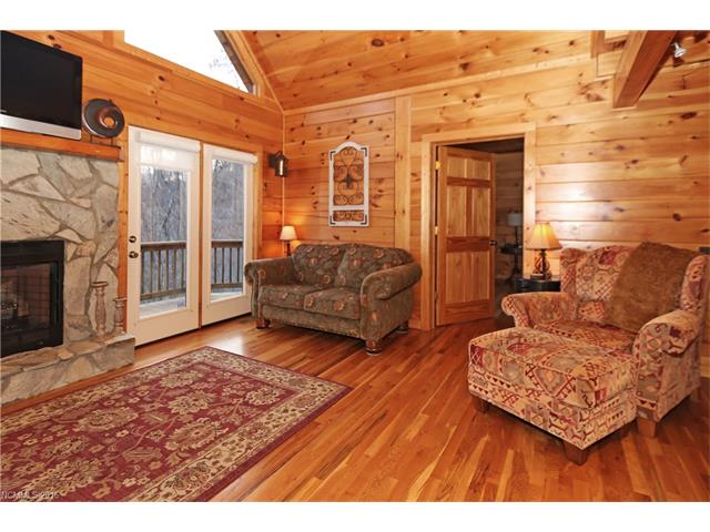 305 Paso Fino Drive, Maggie Valley, NC 28751