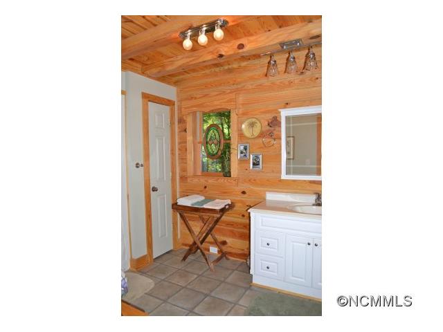 2569 Linville Drive, Marion, NC 28752