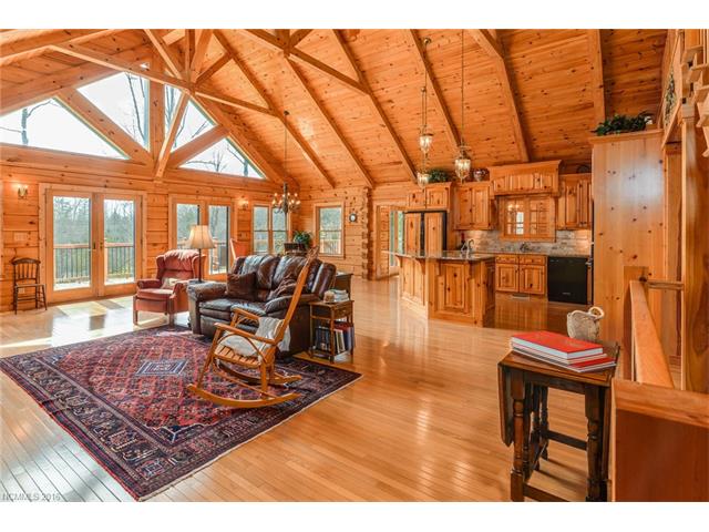 156 Red Oak Lane, Marshall, NC 28753