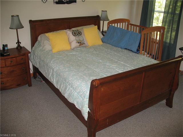 1322 Fisher Branch Road, Marshall, NC 28753