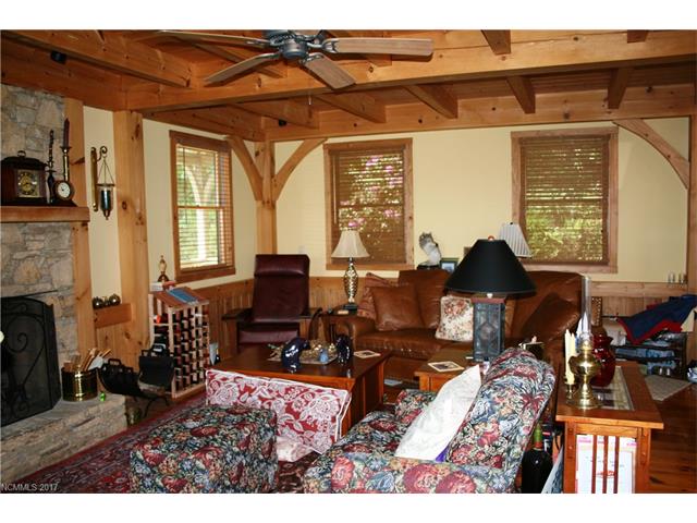 670 Overlook Drive, Mars Hill, NC 28754