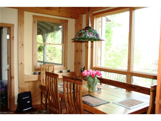 670 Overlook Drive, Mars Hill, NC 28754