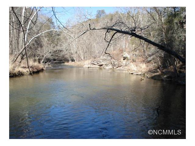 000 White Oak Branch Road, Mars Hill, NC 28754