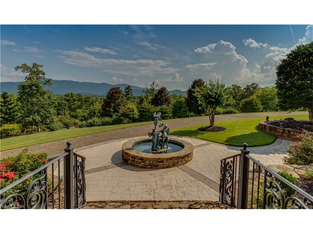 383 Silver Ridge Road, Mill Spring, NC 28756